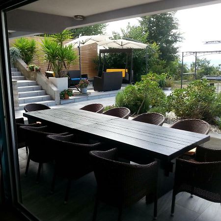 Apartment Nella كوسترينا المظهر الخارجي الصورة
